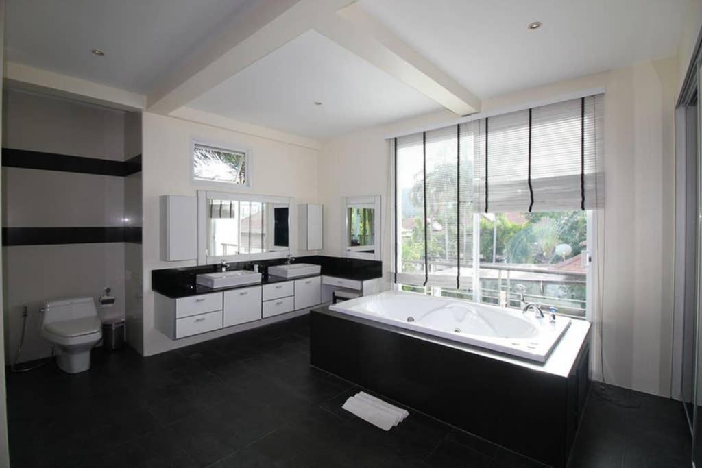 4 Bedroom Villa Kamala Beach Phuket Экстерьер фото